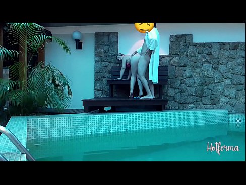 ❤️ Boss xizmetkarê vedixwîne hewzê, lê nikarî li ber germiyekê bisekine ️❌ Porno fb li porno ku.tradeis.top ☑